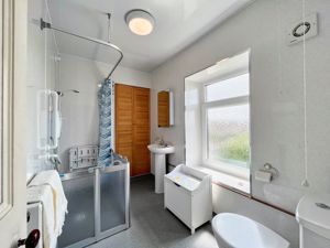 Photo 17- click for photo gallery